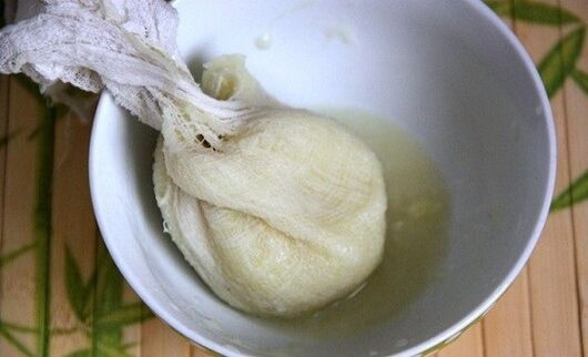 Onion juice to cleanse the body of parasites.